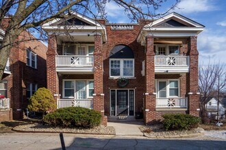 Building Photo - 2613-2615 Amie Ct