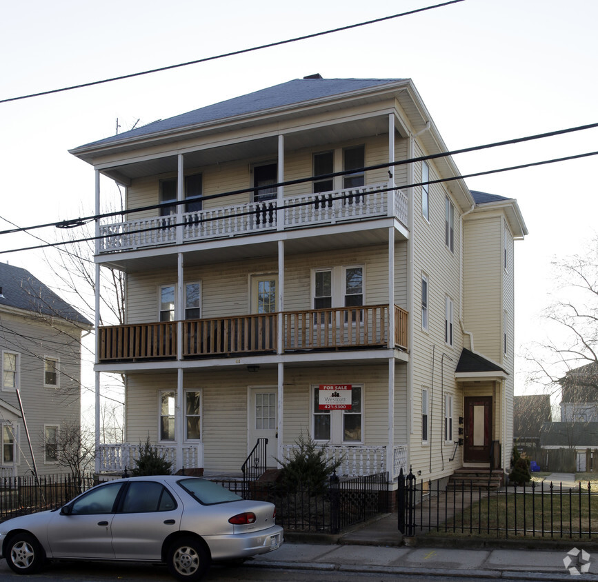 Building Photo - 44-46 Division St