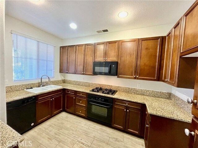 Building Photo - 30505 Canyon Hills Rd