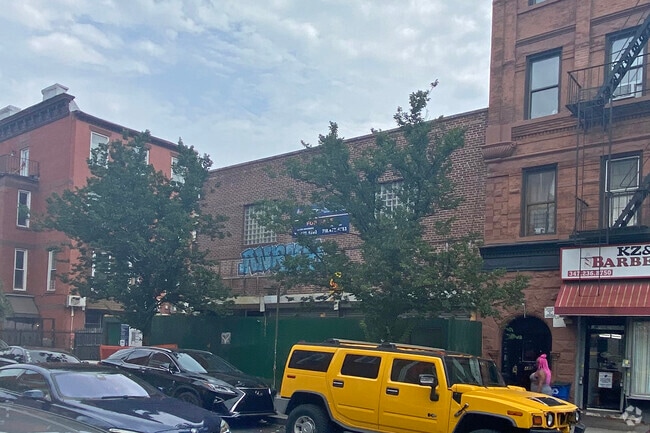 Building Photo - 485-487 Tompkins Ave