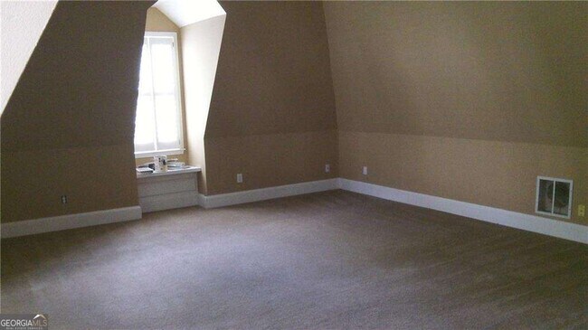 Foto del edificio - 1510 Maplewood Ct