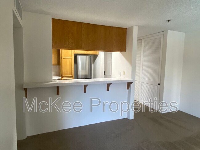 Foto del edificio - 5645 Friars Rd