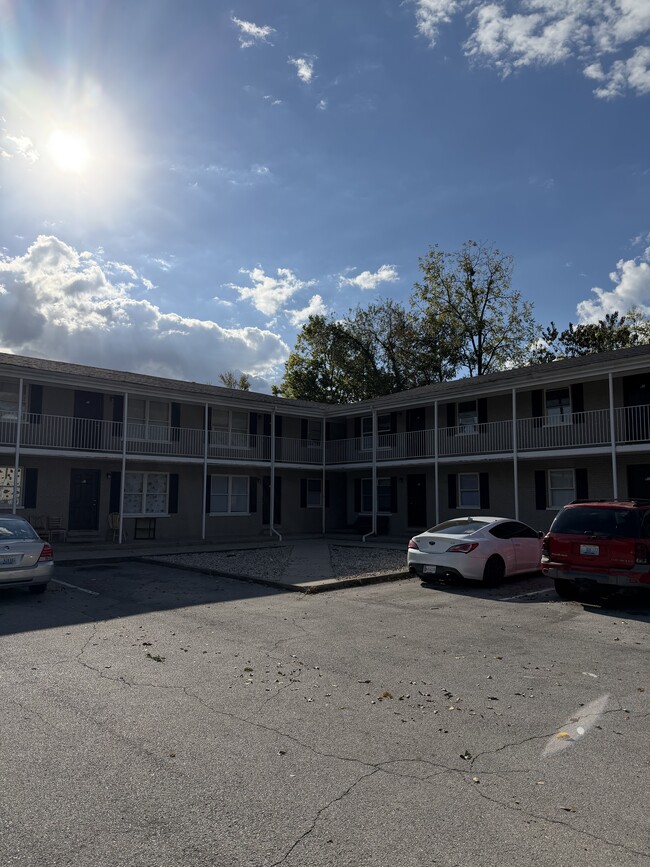 Foto del edificio - 250 Herndon St