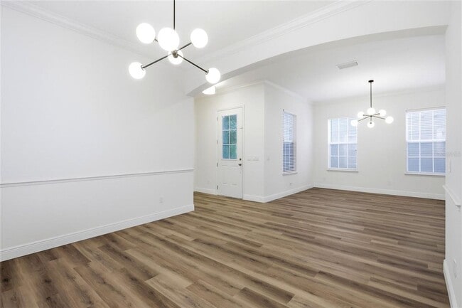 Building Photo - 912 Waterside Dr