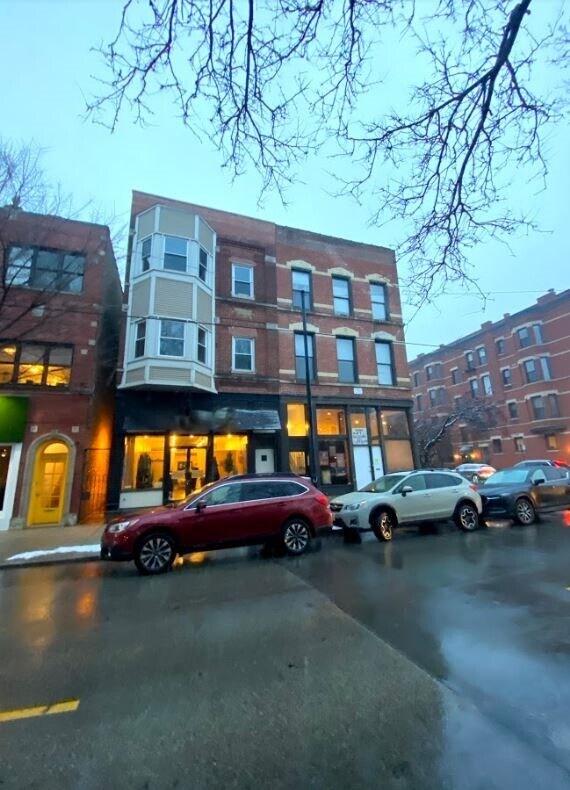 Foto principal - 1123 W Webster Ave