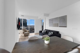 Building Photo - 300 Front St W