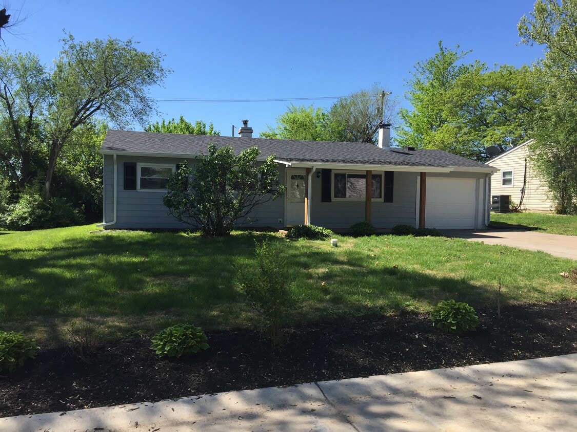 1412 Coco Pl, Wentzville, MO 63385 House Rental in Wentzville, MO