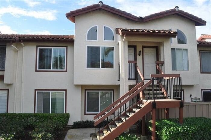 Primary Photo - One Bedroom with a Bonus Loft in UTC area!!