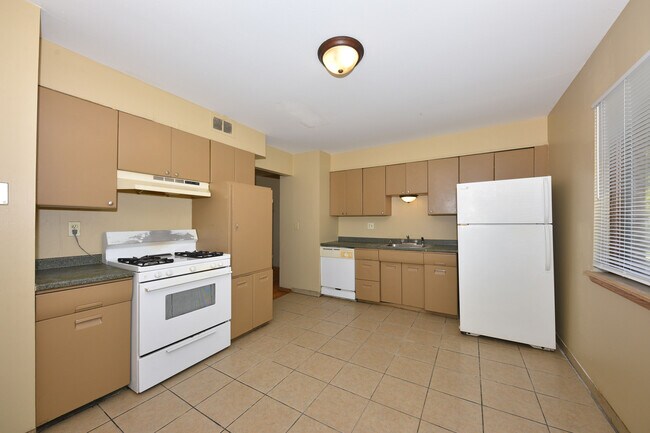 Foto del edificio - 4409 N 88th St