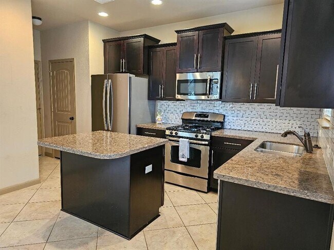 Building Photo - 12505 Piper Ct