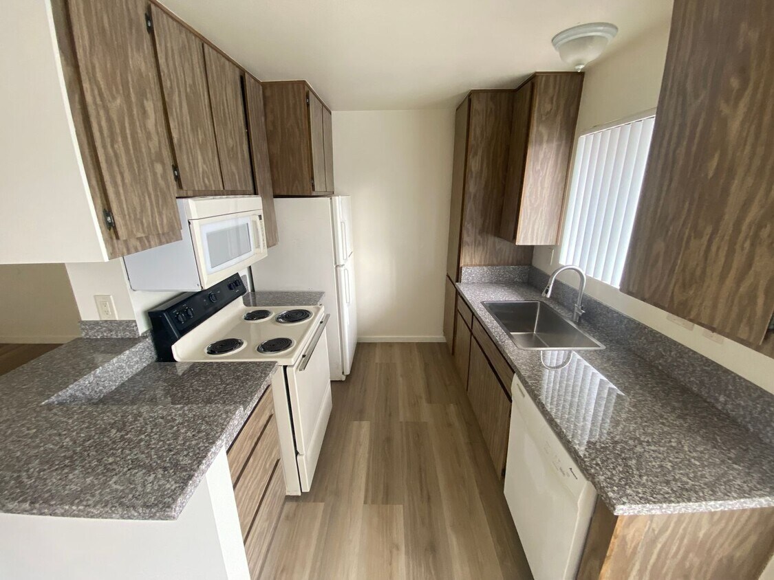Building Photo - The Pines Apartments