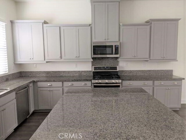 Foto del edificio - 15940 Ellington Wy