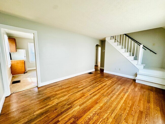 Foto del edificio - Charming 4 Bedroom by Churchill Downs