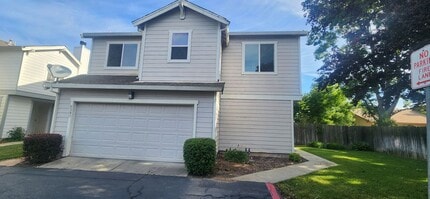 Building Photo - 6390 Laguna Mirage Ln