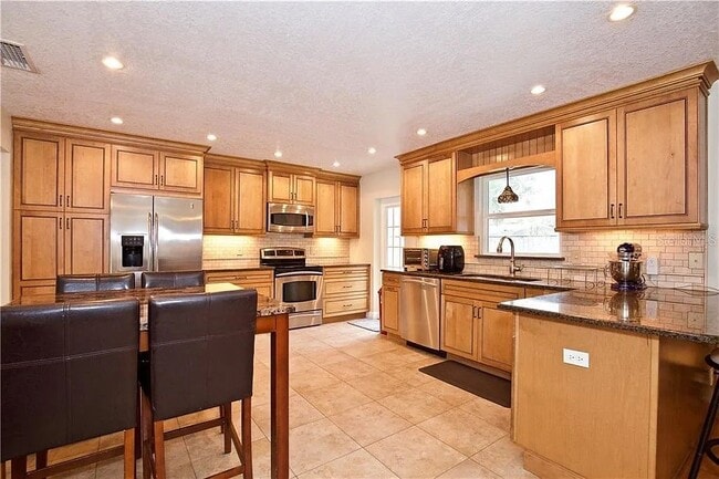 Building Photo - 5413 Ardmore Dr