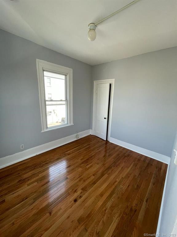 Building Photo - 358 Grand St