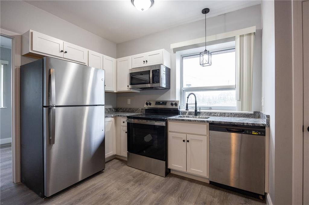 Foto principal - 6899 Post Rd