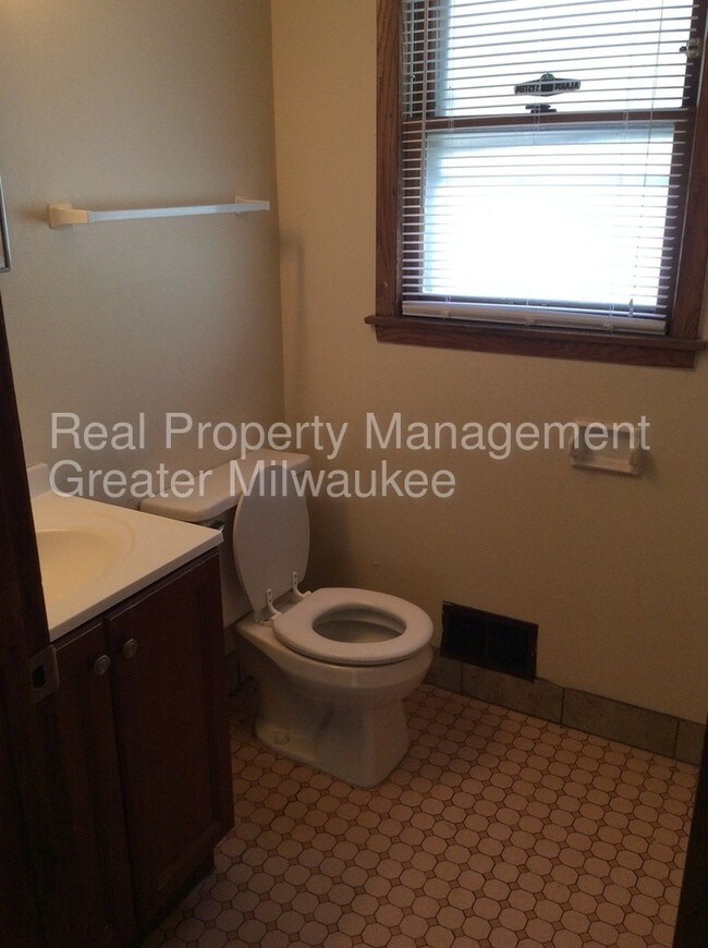 Foto del edificio - 6408 N 73rd St
