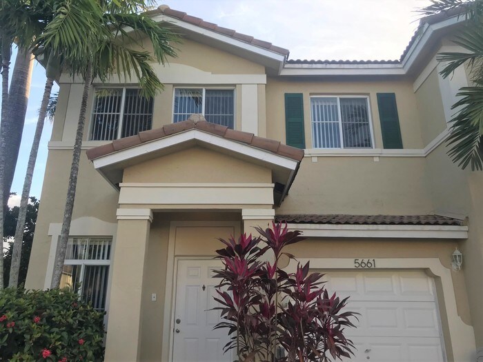 Primary Photo - 5661 NW 112th Ct