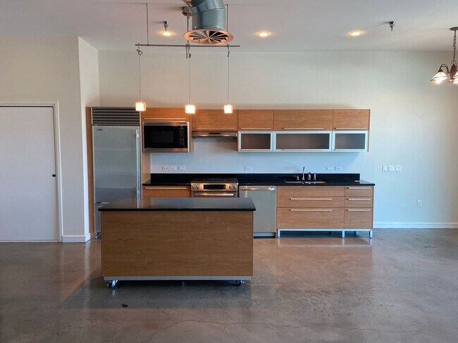 Foto del edificio - Stunning Luxury Loft in the Downtown Arts ...