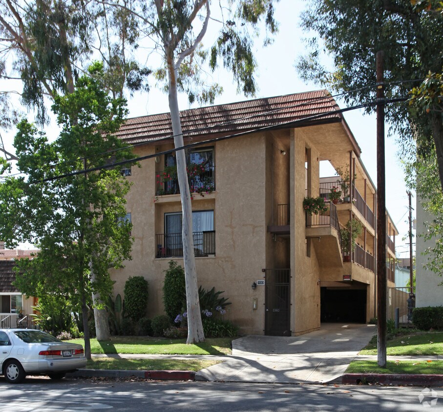 Primary Photo - 1133 Alameda Ave