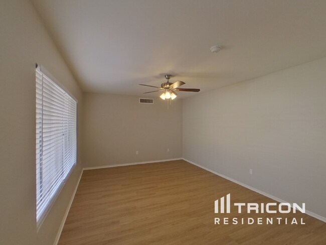 Building Photo - 3935 W Barbara Avenue Phoenix AZ