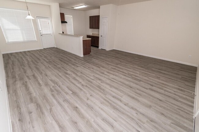 Building Photo - 9710 Caprice Court