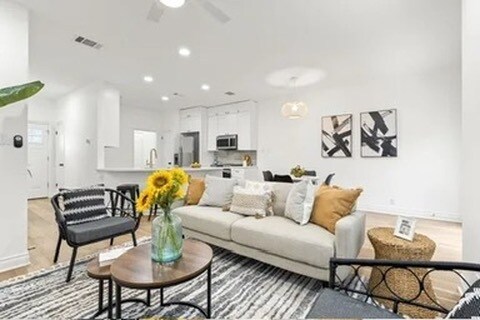 Foto principal - 1212 Gingerlily Cove