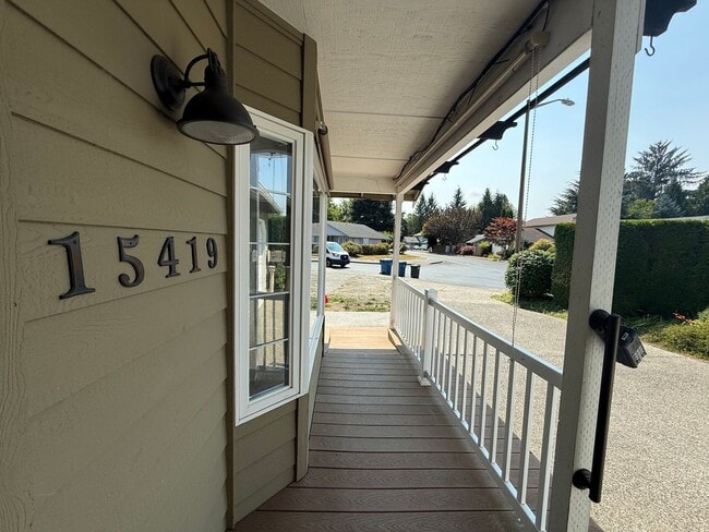 Building Photo - 15419 Mulberry Dr SE
