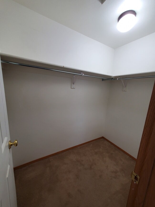 Master closet - 505 W Shore Dr