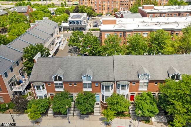 Foto del edificio - 163 Neilson St
