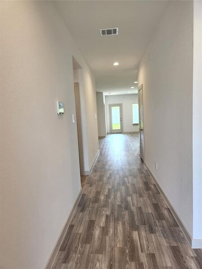 Foto del edificio - 7826 Sleek Flock Ln
