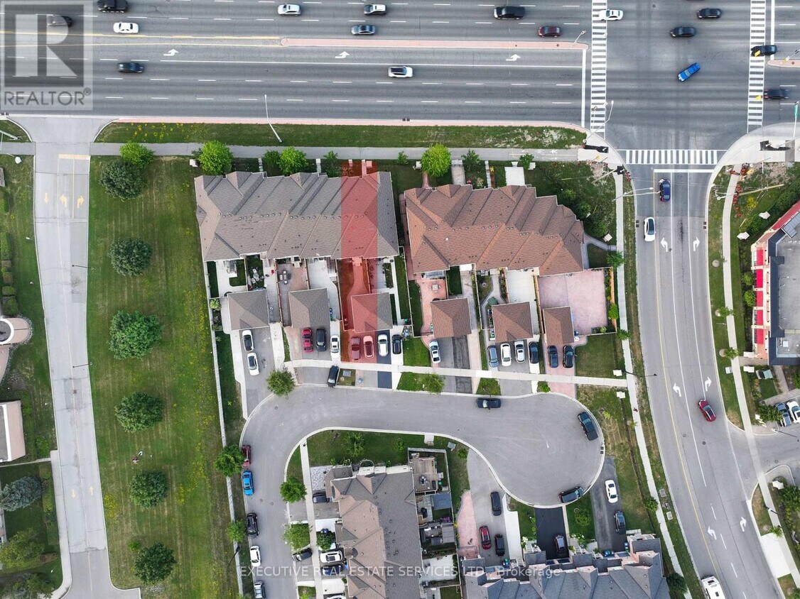 Photo principale - 64 Hatton Ct