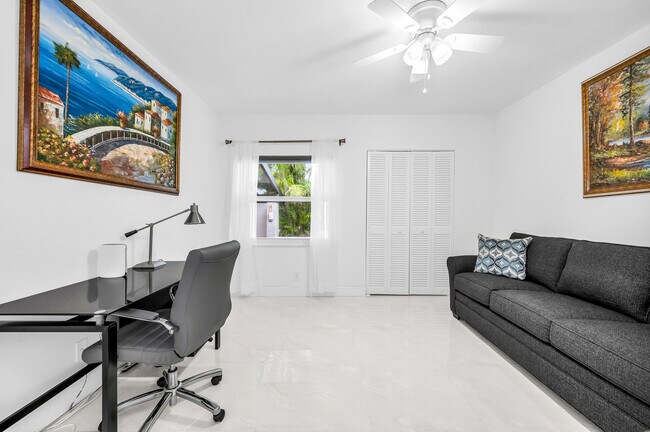 Foto del edificio - 13462 Sabal Palm Ct