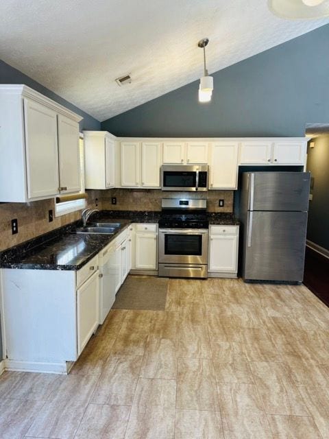 Building Photo - 375 Shadetree Ln