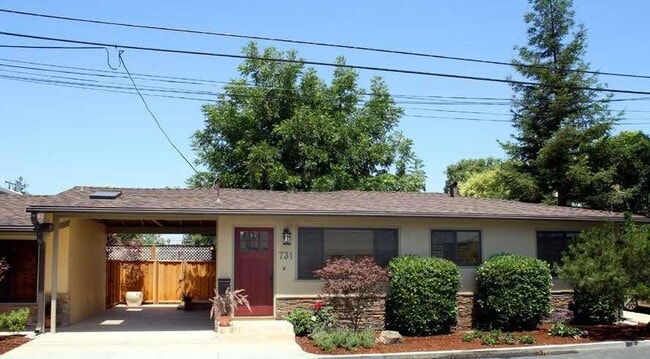 Building Photo - 731 Ellsworth Pl