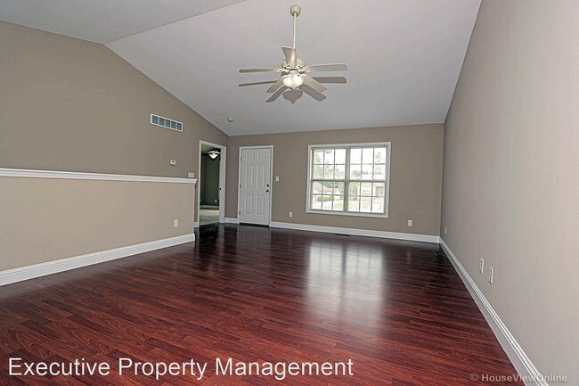 Building Photo - 2 br, 2 bath House - 2978 Shamrock