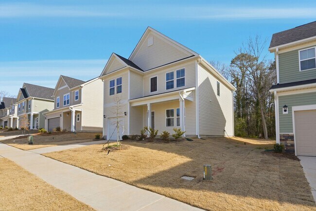 Building Photo - Brand New 4BR Home in The Pines at Paw Creek – Modern Design