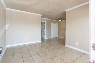 Building Photo - 3045 Golfcrest Blvd