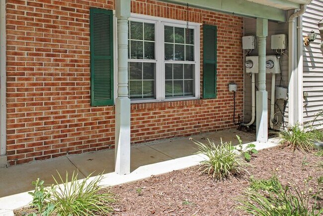 Building Photo - 6032 Red Wolf Pl
