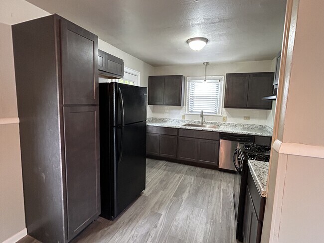 Foto del edificio - 3228 NW 34th St
