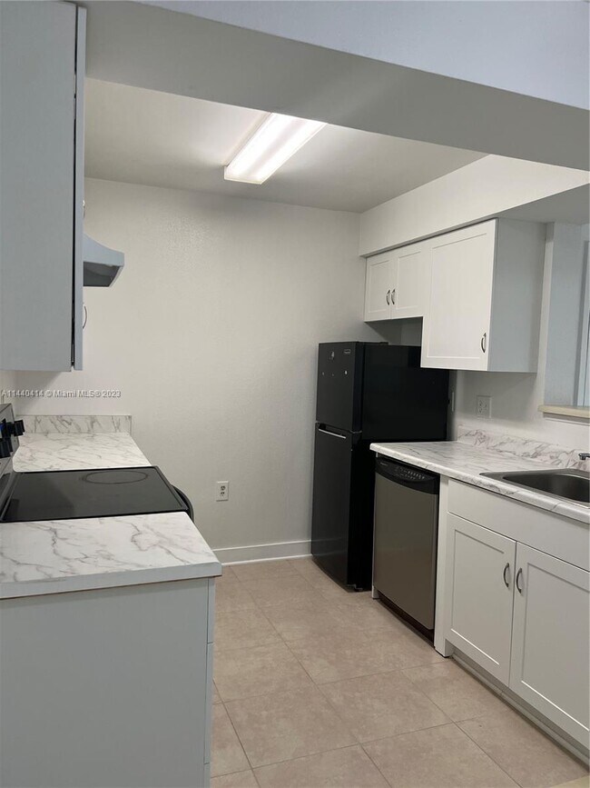 Foto del edificio - 10361 SW 150th Ct