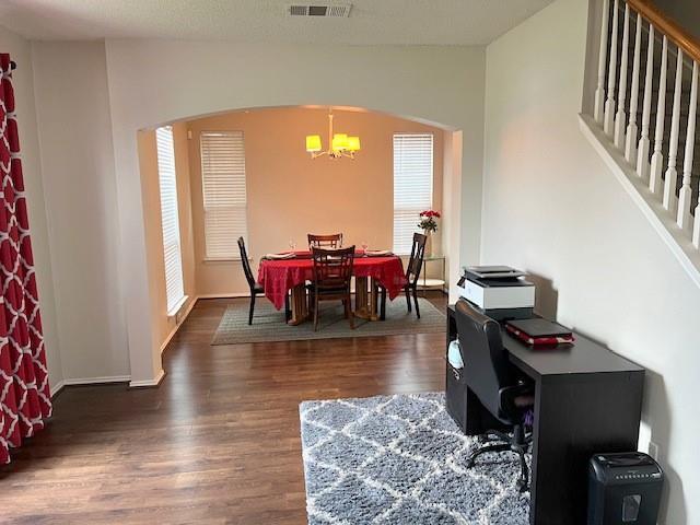 Foto del edificio - 8504 Saffron Dr