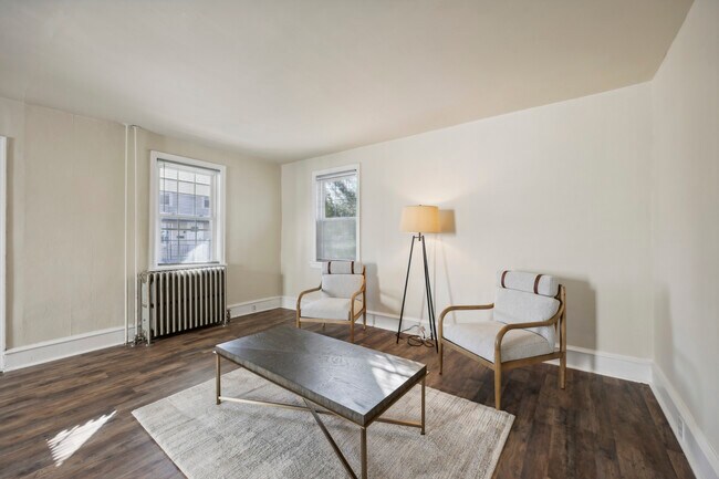 Building Photo - 117 N 3rd St