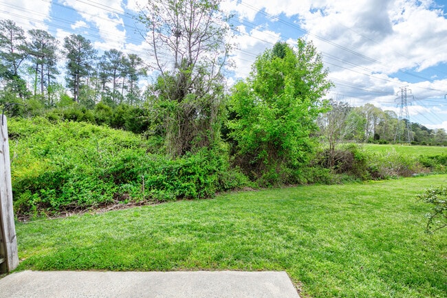 Building Photo - 6533 Clarksdale Ln