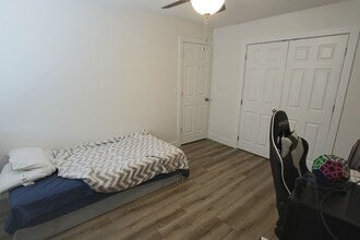 Building Photo - 1150 W 360 N