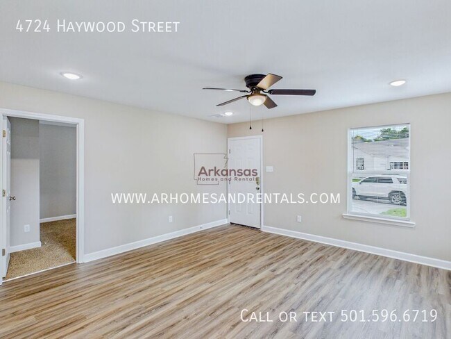 Foto del edificio - 4724 Haywood St