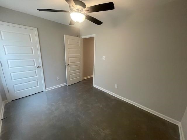 Foto del edificio - 2433 Zanone Ave