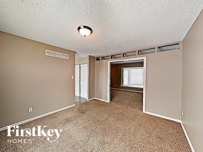 Building Photo - 6832 Chilham Dr