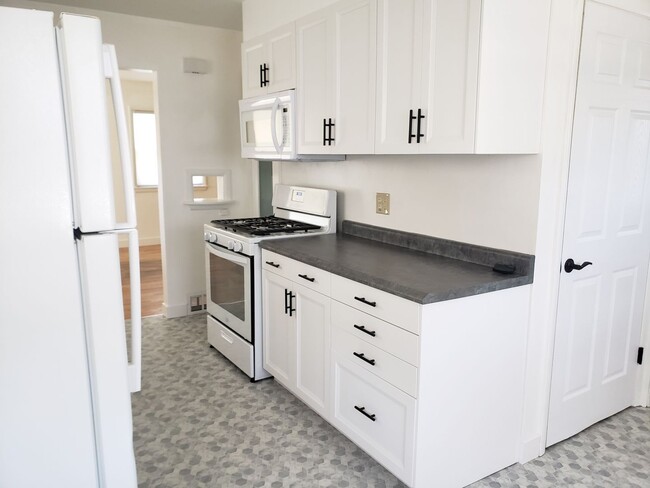 Building Photo - 3 bed 1.5 bath single family home in Wausau